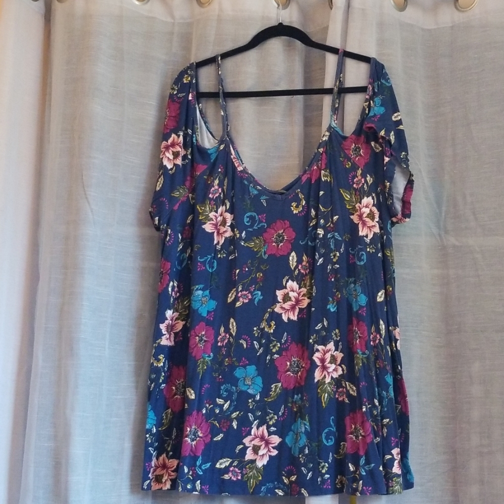 Torrid Open Shoulder Floral Print Shirt